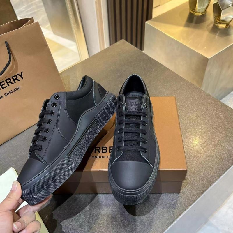 Burberry Low Shoes